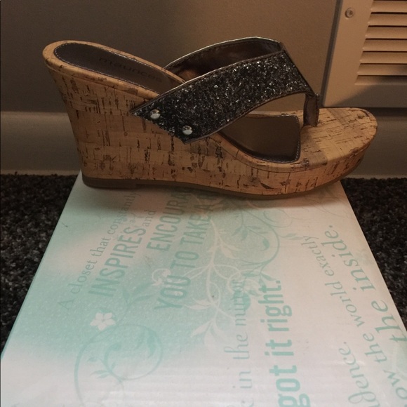 Silver sparkly wedges - Picture 3 of 3